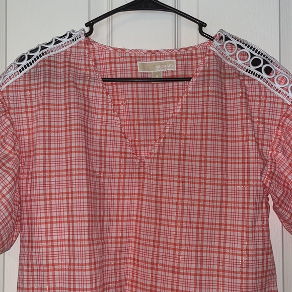Michael by Michael Kors pink and white blouse with gold thread detail size small - Picture 2 of 6